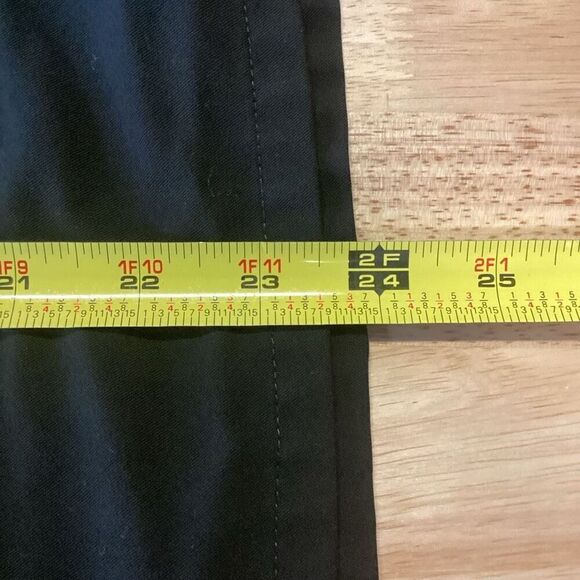 Ladies Casma FIGS Scrub Top- XS Black - Picture 7 of 7